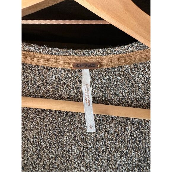 Free People Going For Gold Sweater in Metallic Rose Size Large - Picture 5 of 6